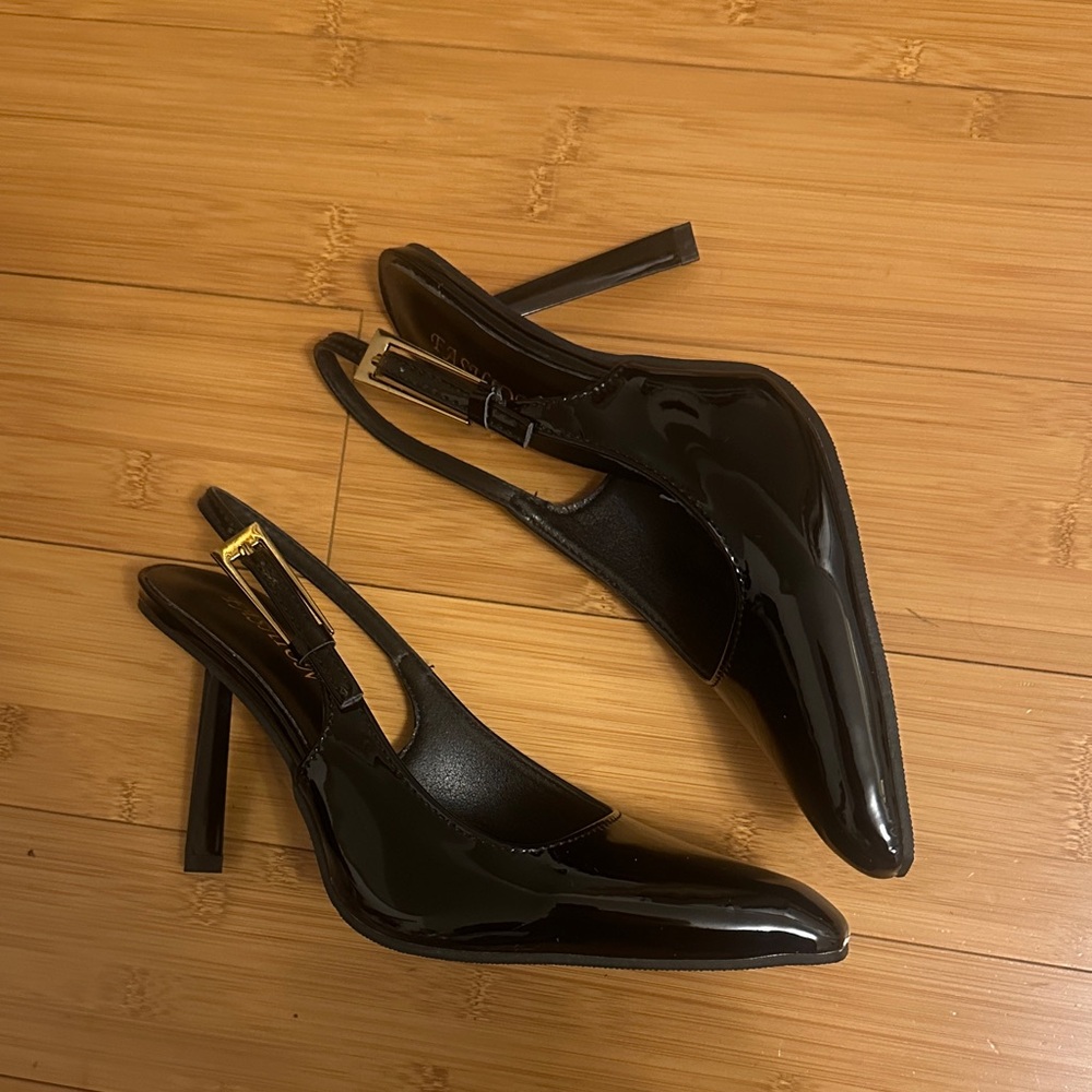 Elegant Black Slingback Heels